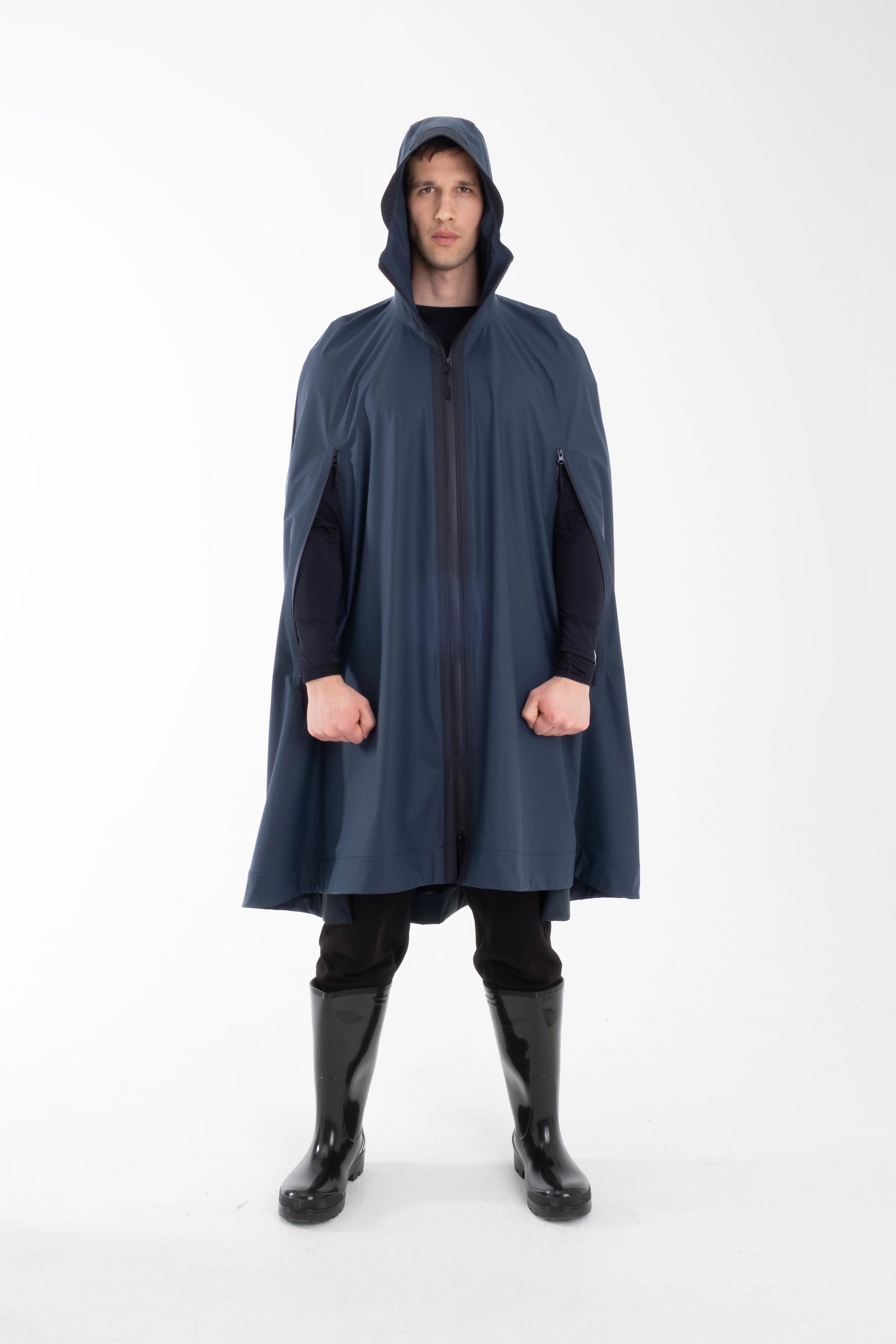 One Node X Sagastad Rain Cape Reflex Navy Men's