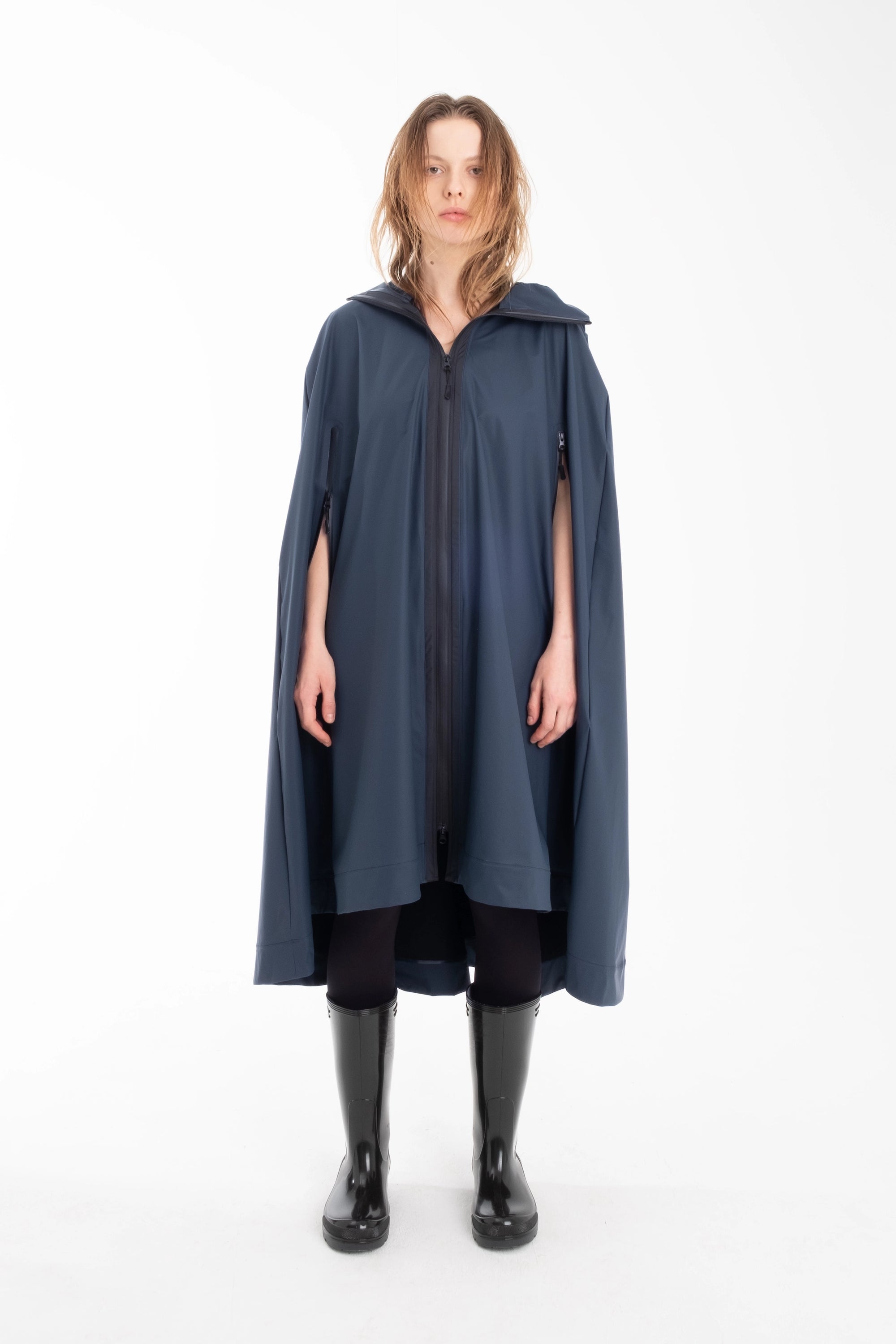 One Node X Sagastad Rain Cape Reflex Navy Women's