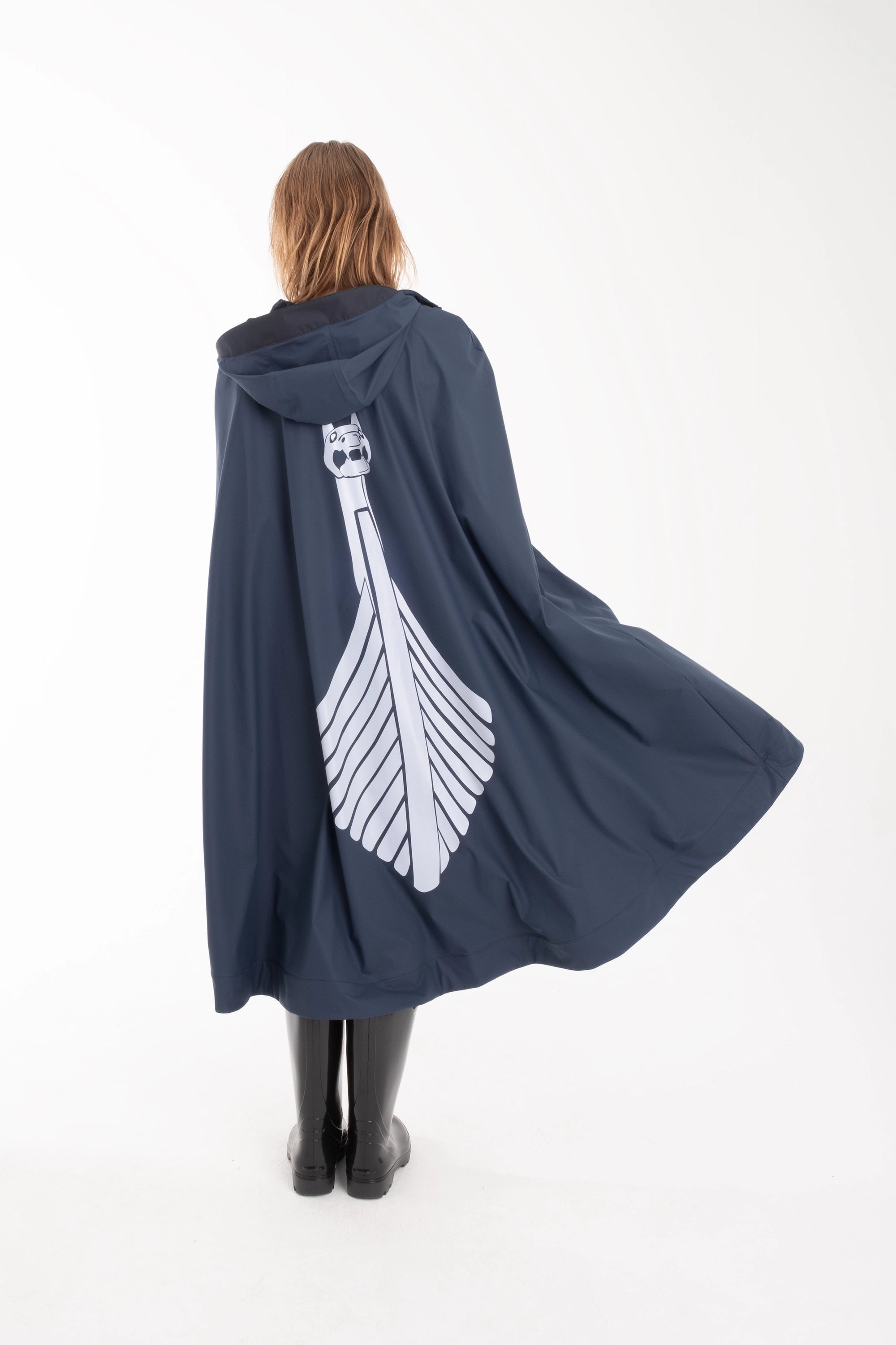One Node X Sagastad Rain Cape Reflex Navy Women's