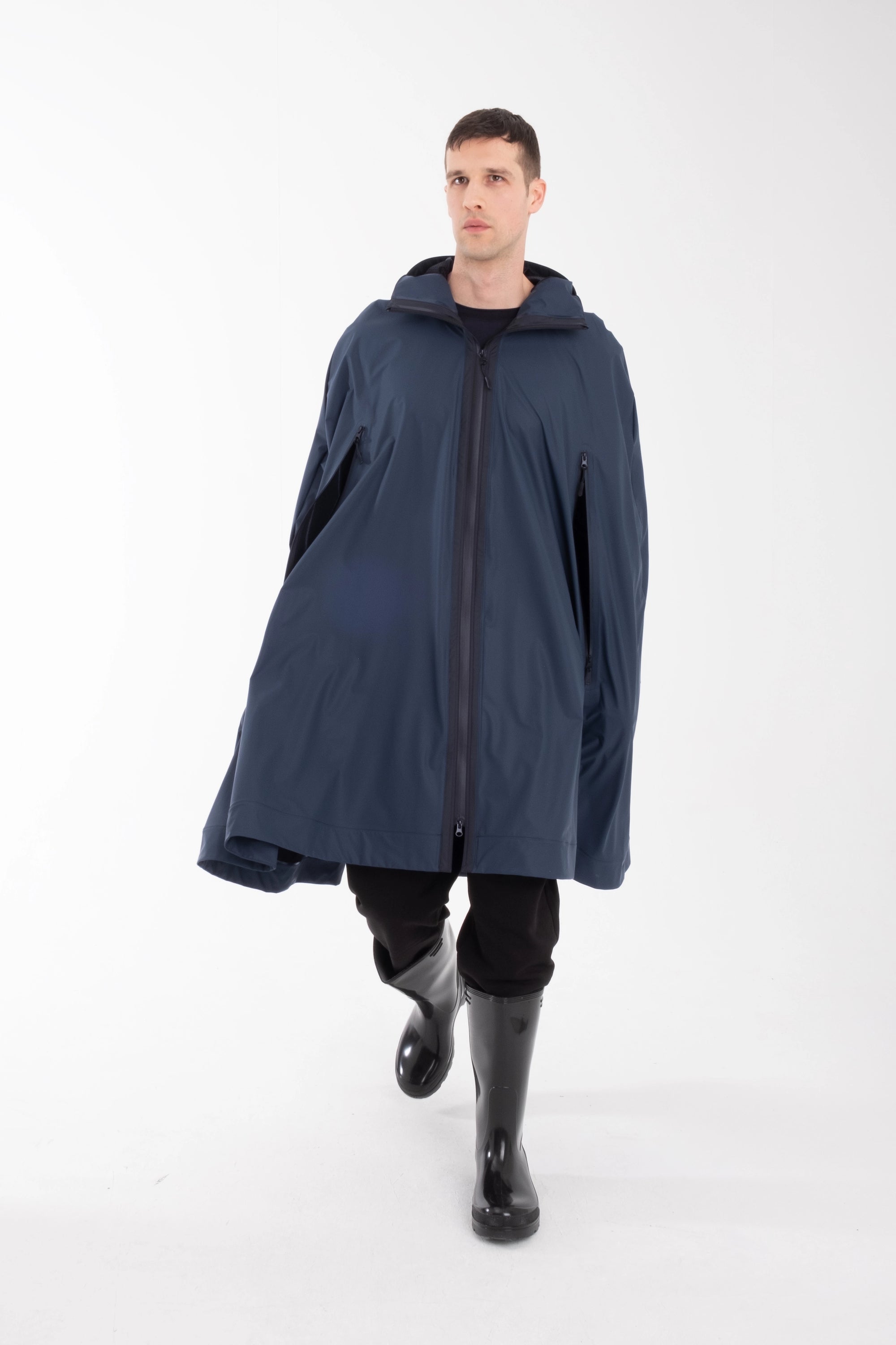 One Node X Sagastad Rain Cape Reflex Navy Men's