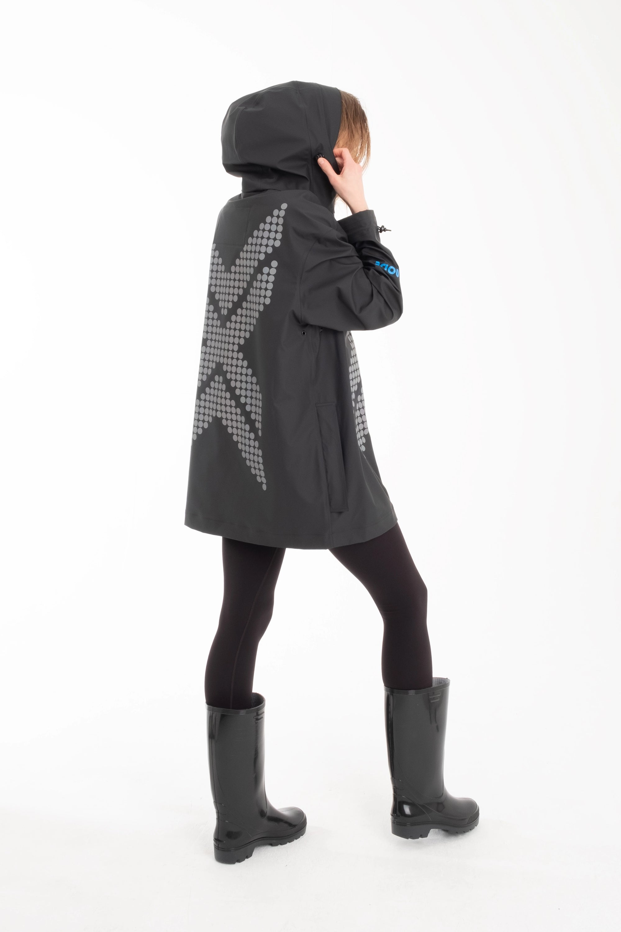 One NODE Storm Jacket X Black for women – a Scandinavian-designed waterproof and windproof jacket, lightweight and built for performance in all-weather conditions.