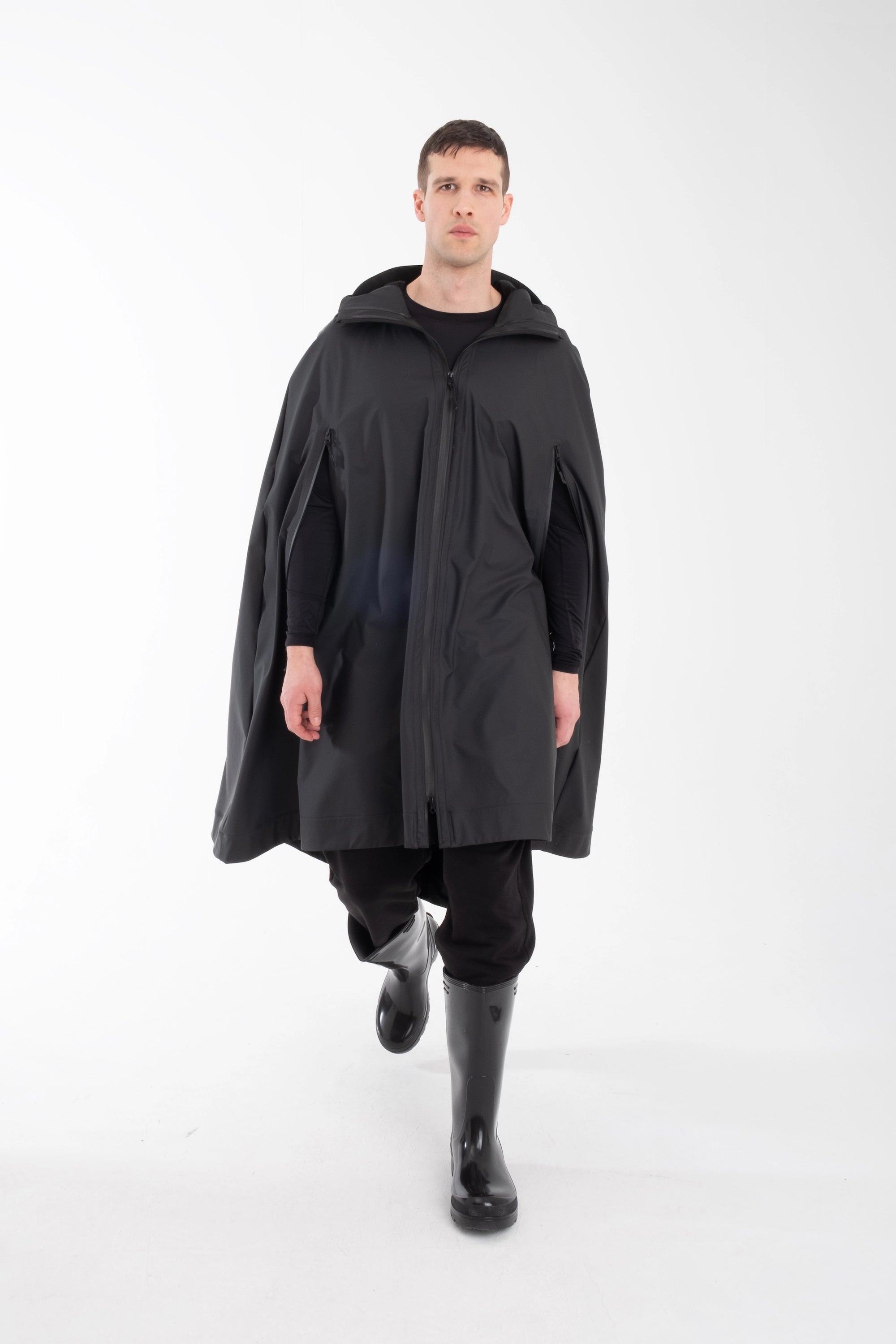 One Node X Sagastad Regencape Reflex Schwarz Damen