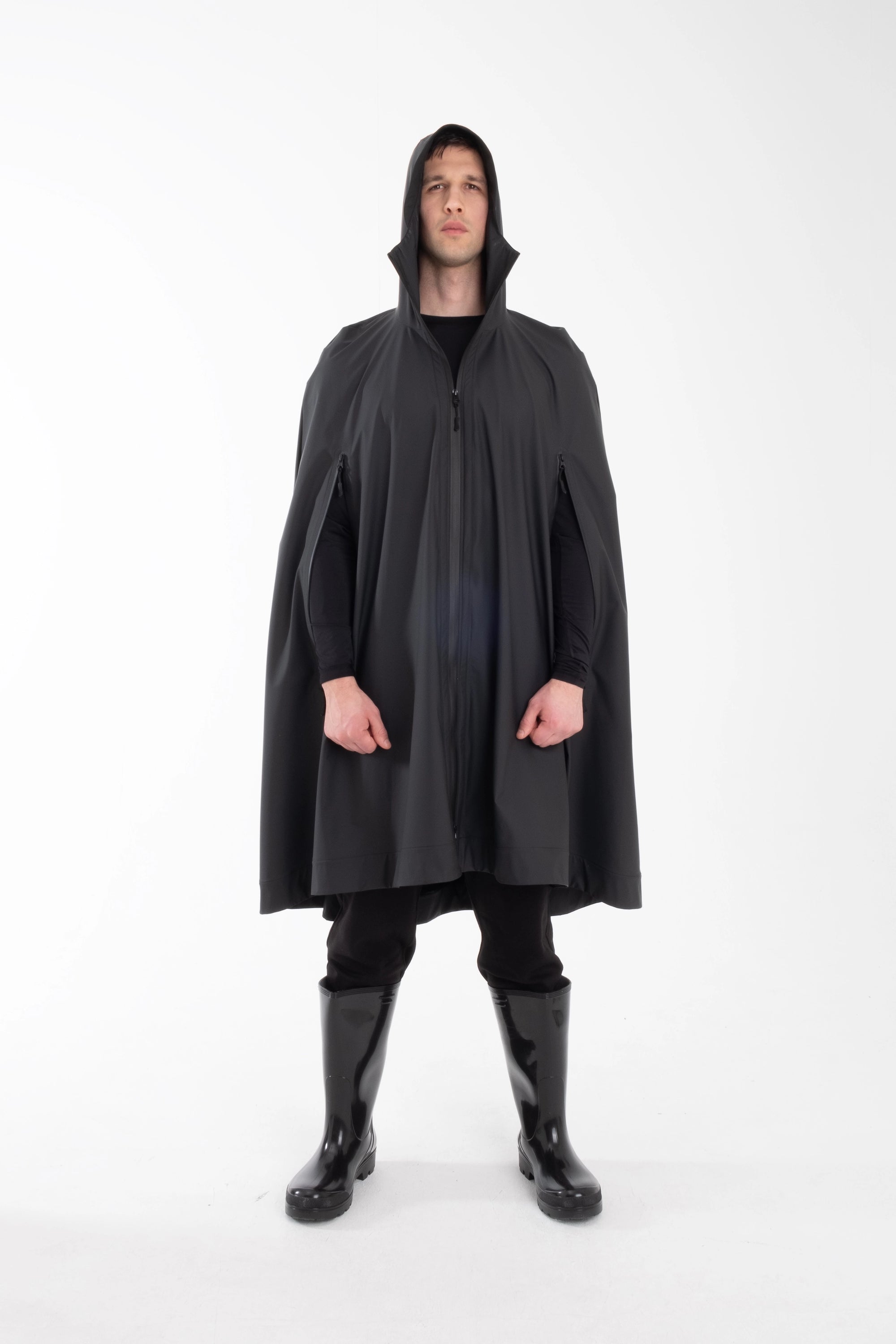 One Node X Sagastad Regencape Reflex Schwarz Damen